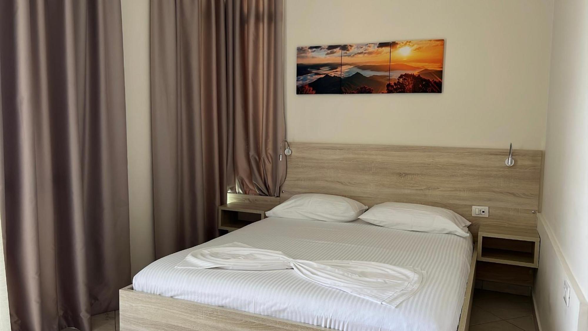 Hotel Jon Dhërmi 외부 사진