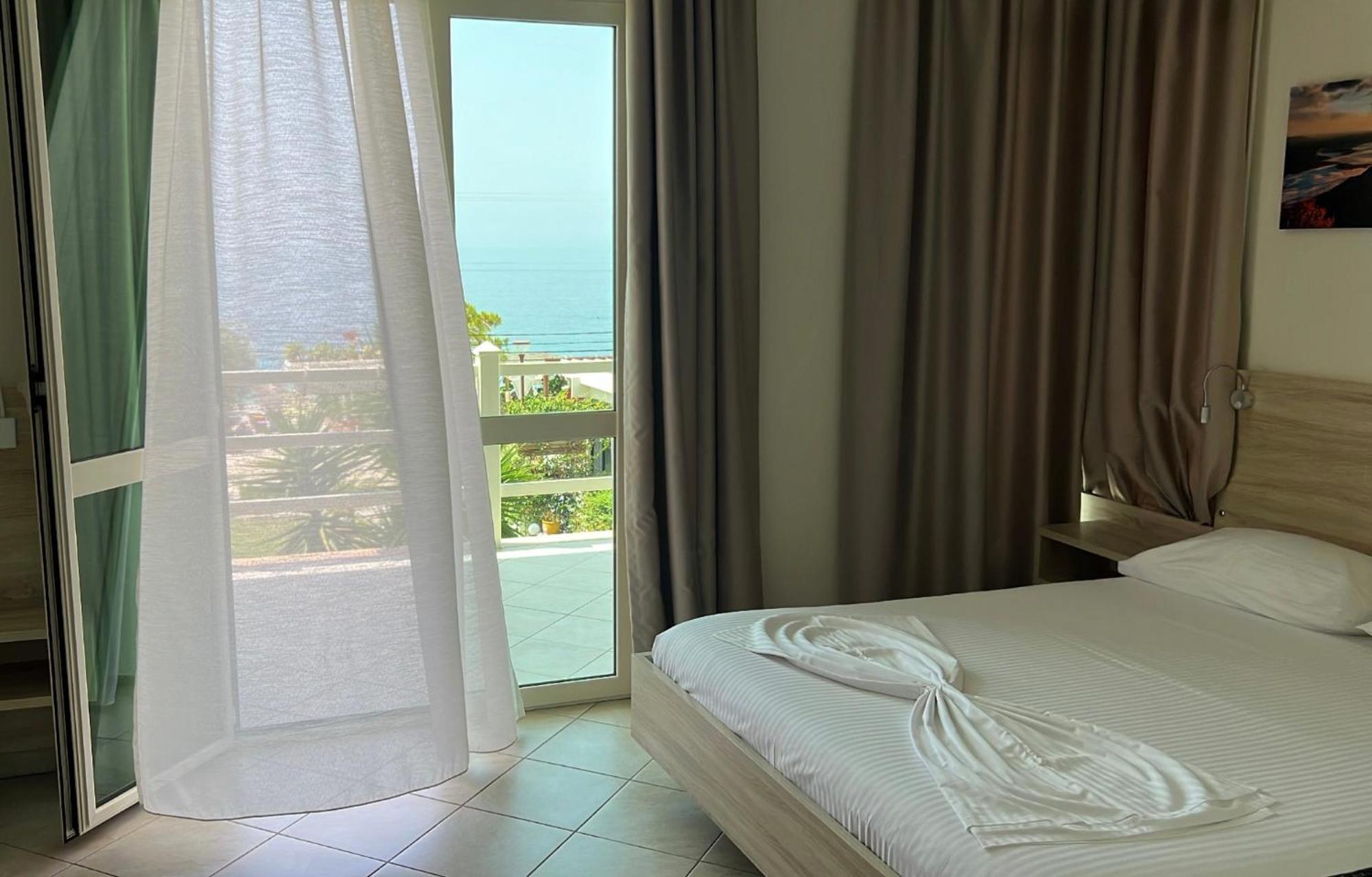 Hotel Jon Dhërmi 외부 사진