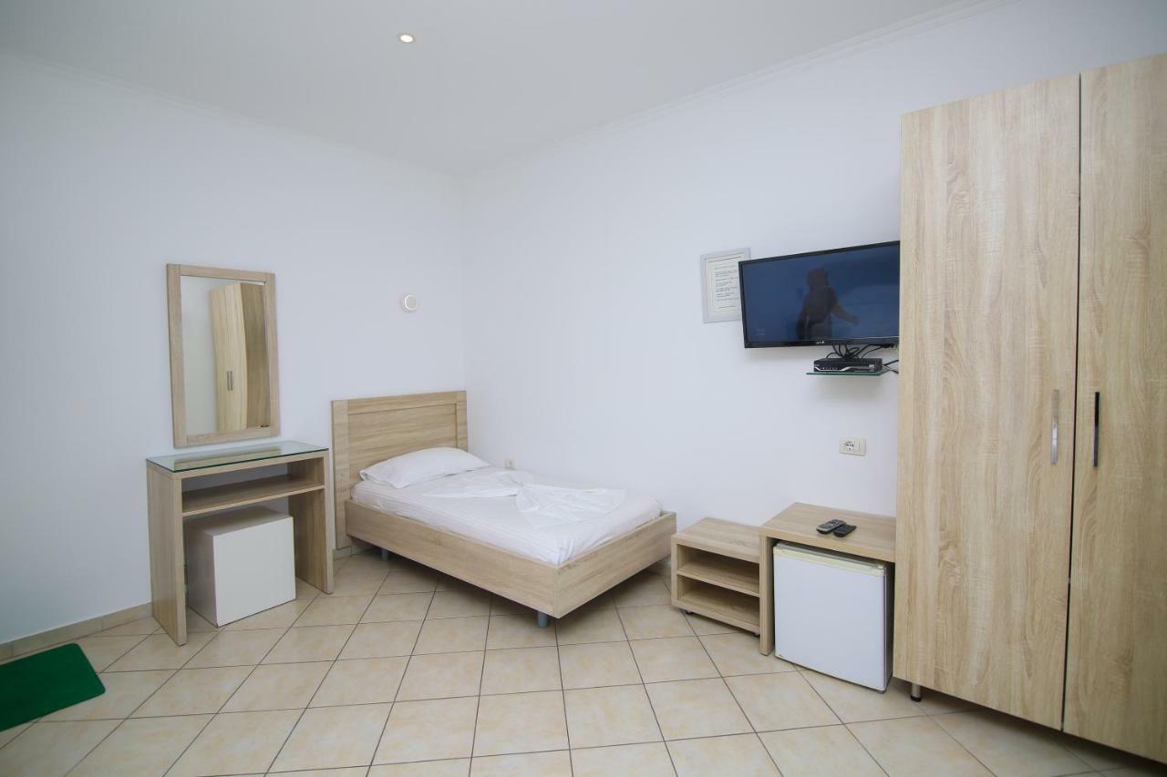 Hotel Jon Dhërmi 외부 사진