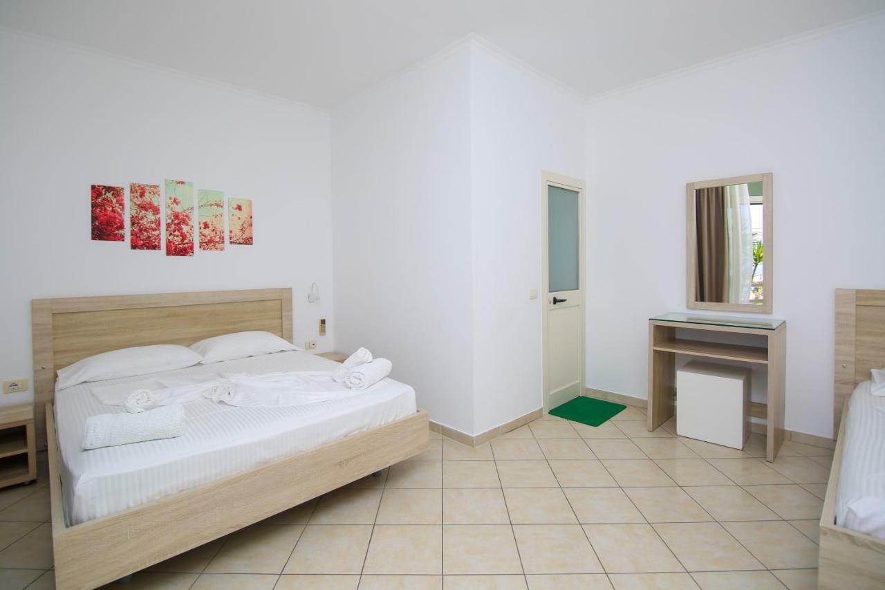 Hotel Jon Dhërmi 외부 사진