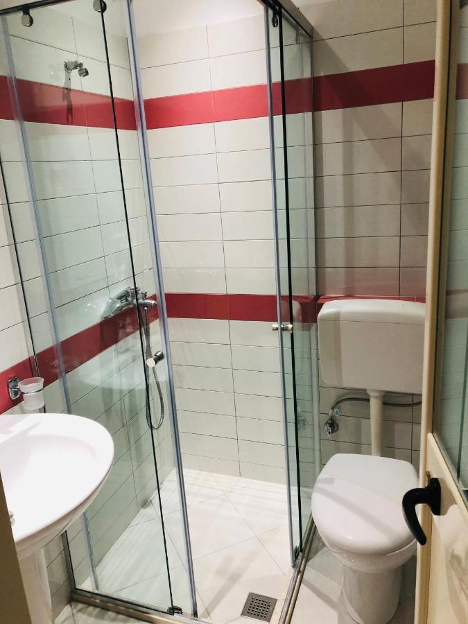 Hotel Jon Dhërmi 외부 사진